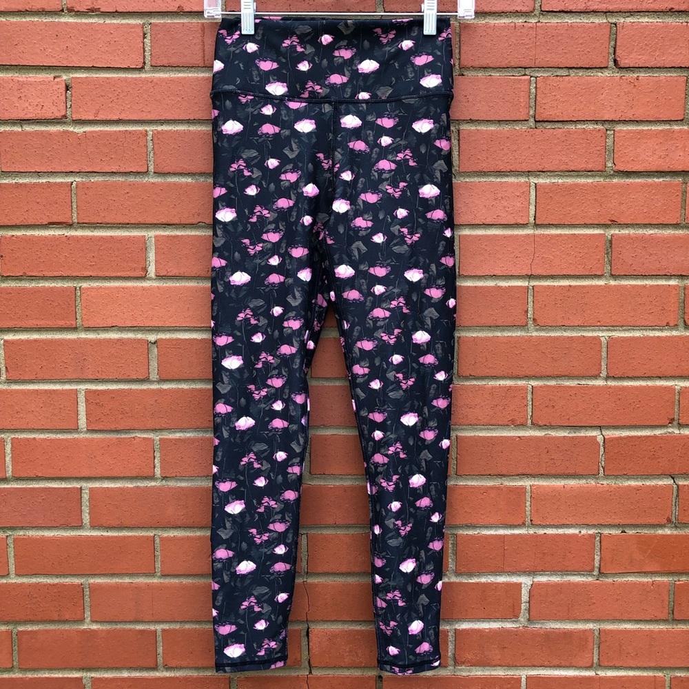 FABLETICS LISETTE HIGH WAISTED CAPRI XS HIGH RISE
